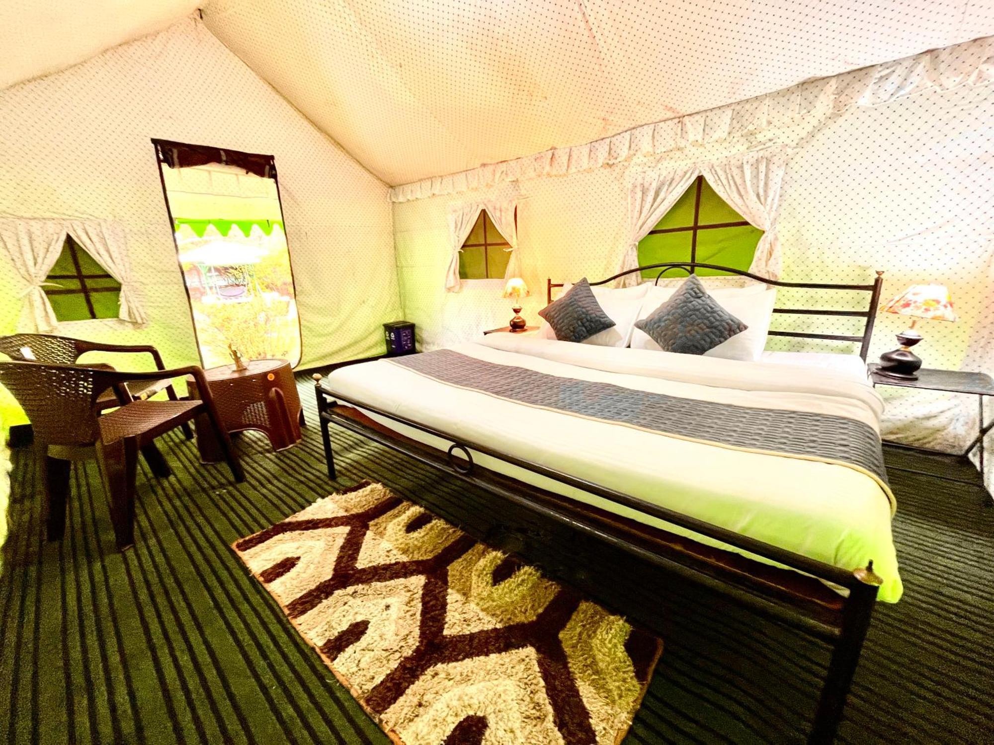 Himalayan Riverside Swiss Cottage Tents, Manali 외부 사진