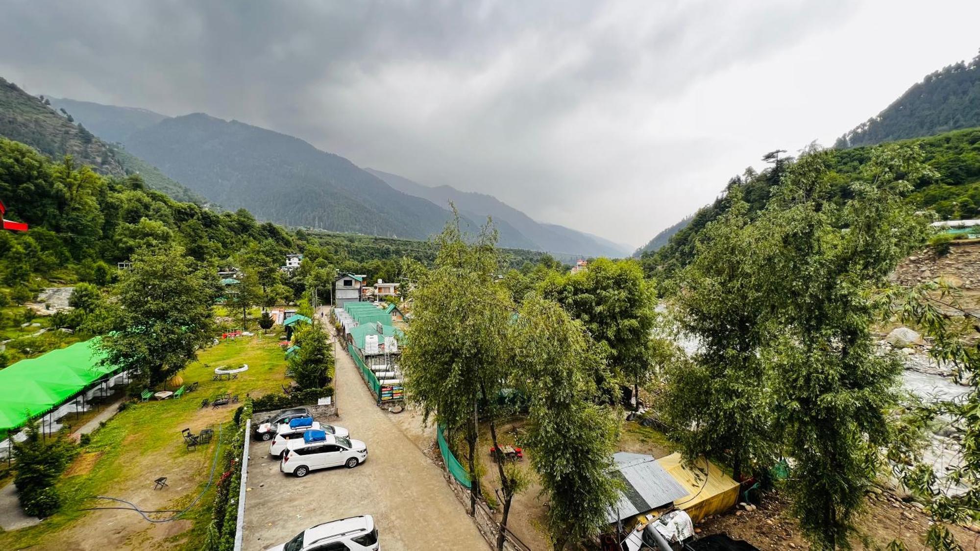 Himalayan Riverside Swiss Cottage Tents, Manali 외부 사진