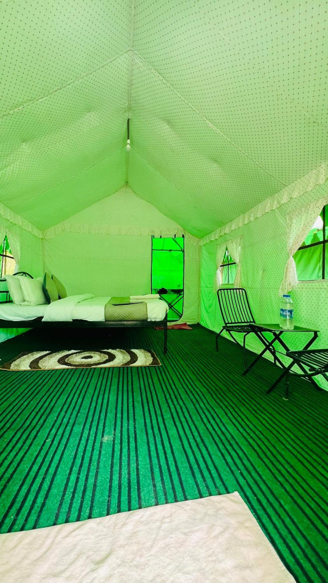 Himalayan Riverside Swiss Cottage Tents, Manali 외부 사진