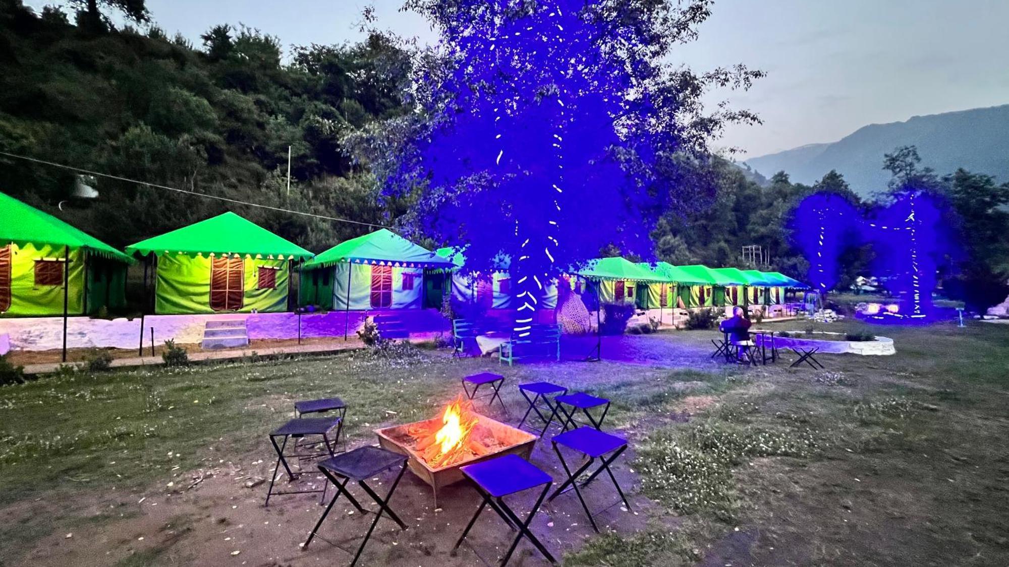 Himalayan Riverside Swiss Cottage Tents, Manali 외부 사진